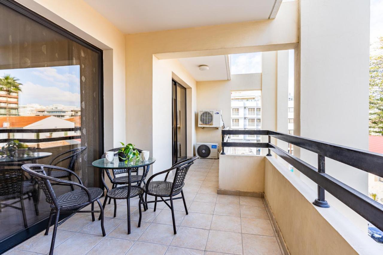 Freya 1-Bedroom Apartment In Ларнака Экстерьер фото